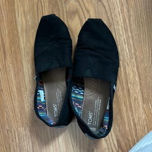 Black Toms size 6.5